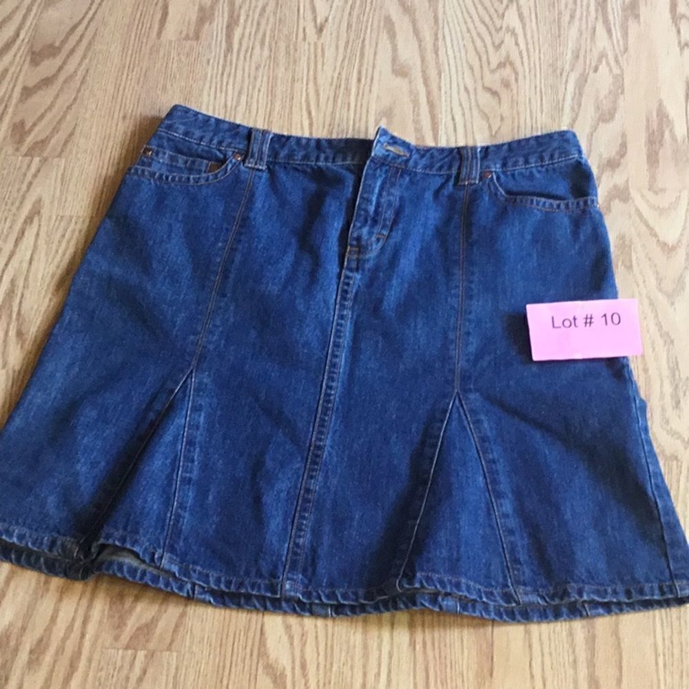100% cotton denim skirt in size 12 from TOMMY HILFIGER